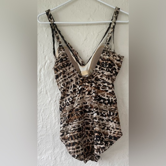 MIRACLESUIT brown/black, animal print one piece swimsuit, adjustable straps; 10 - Picture 4 of 7